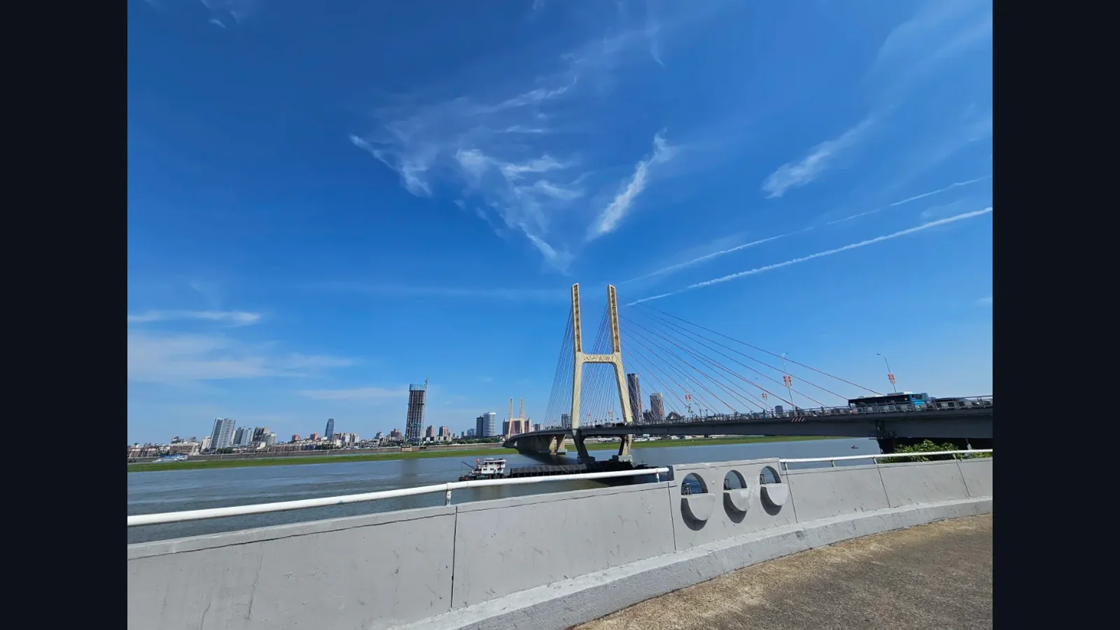 庐山山脚・鄱阳湖湖岸骑行