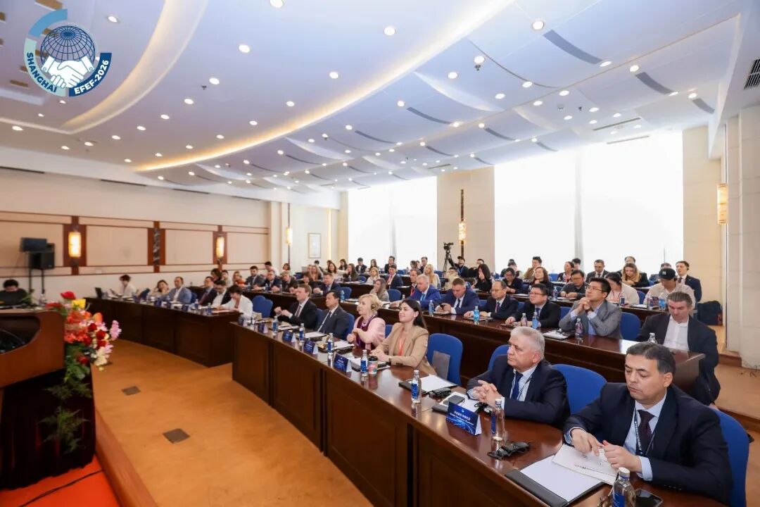 中国文化产业促进会产业投资分会受邀出席第二届欧亚经济合作发展论坛 发表人文合作主题演讲并接受新华网专访