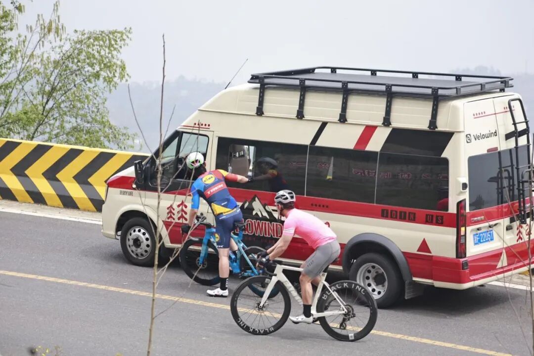 专业护航，无憾同行｜寻风集保障车，以实力守护公路车库骑行之旅 图片 1