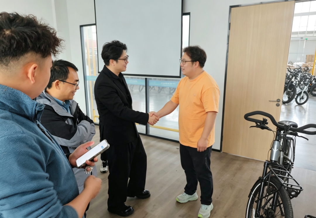 寻风集赴凤凰工厂考察洽谈 共启千岛湖绿色出行新篇章