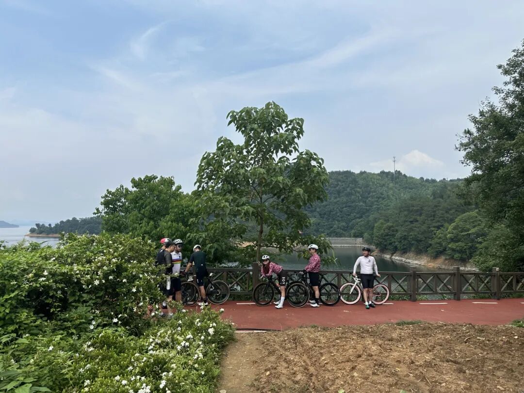 寻风集完成千岛湖深度勘线--匠心打造极致环湖骑行体验